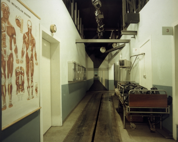 Forestillingen om Tivoli/ The Notion of Tivoli, 2000, photography, each 58 x 47 cm
Series of 32 photographies from abandoned amusementpark Tivoli in Copenhagen, DK